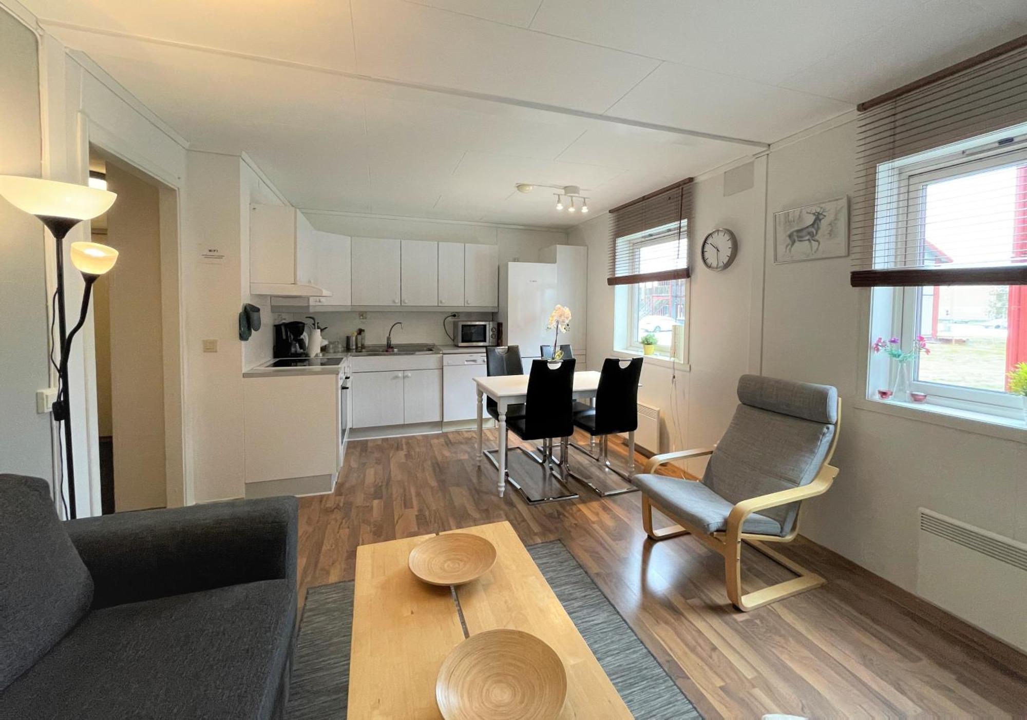 Lassiebyn 10 Entire Apartment With Parking & Kitchen Branäs Екстериор снимка