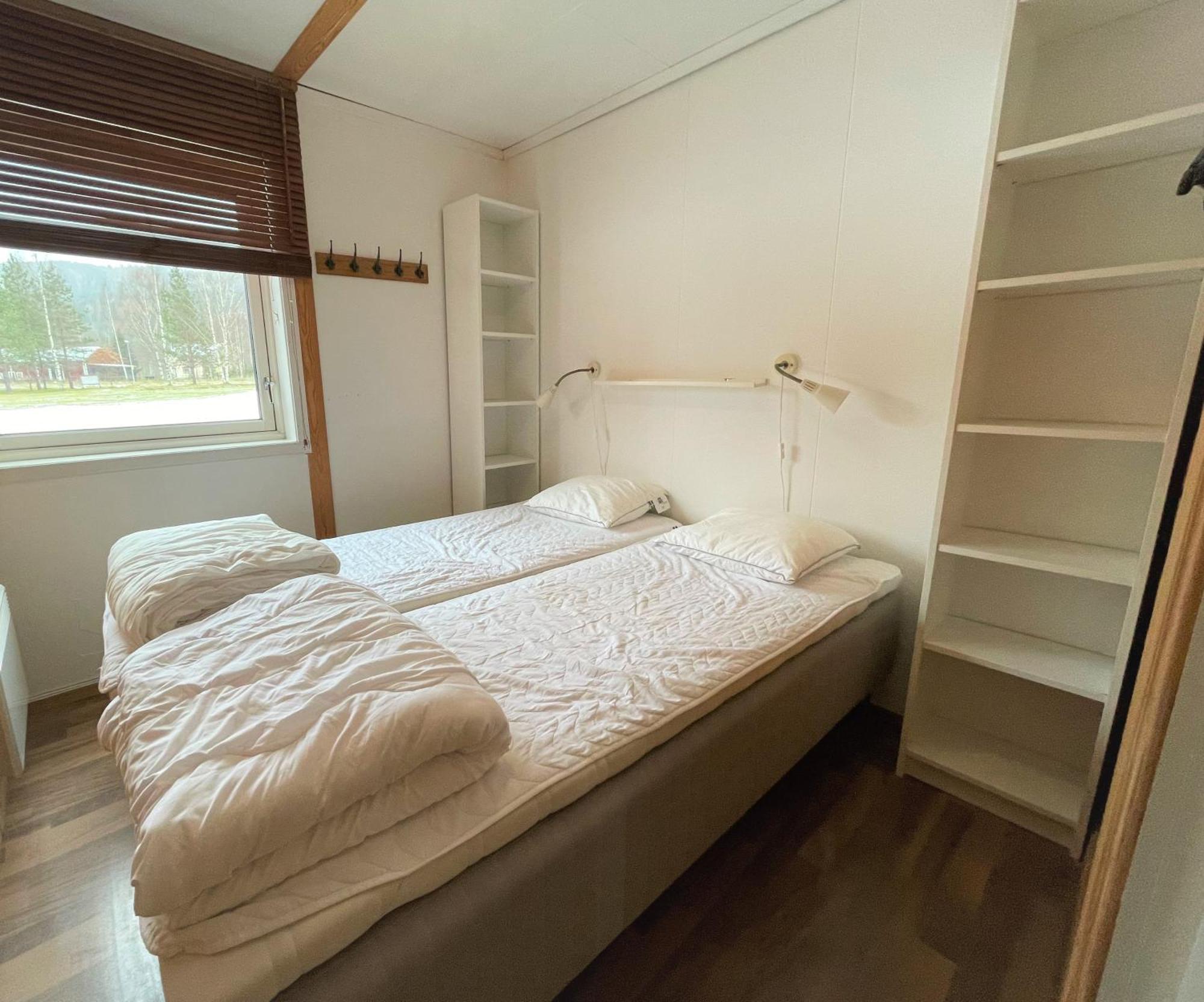 Lassiebyn 10 Entire Apartment With Parking & Kitchen Branäs Екстериор снимка